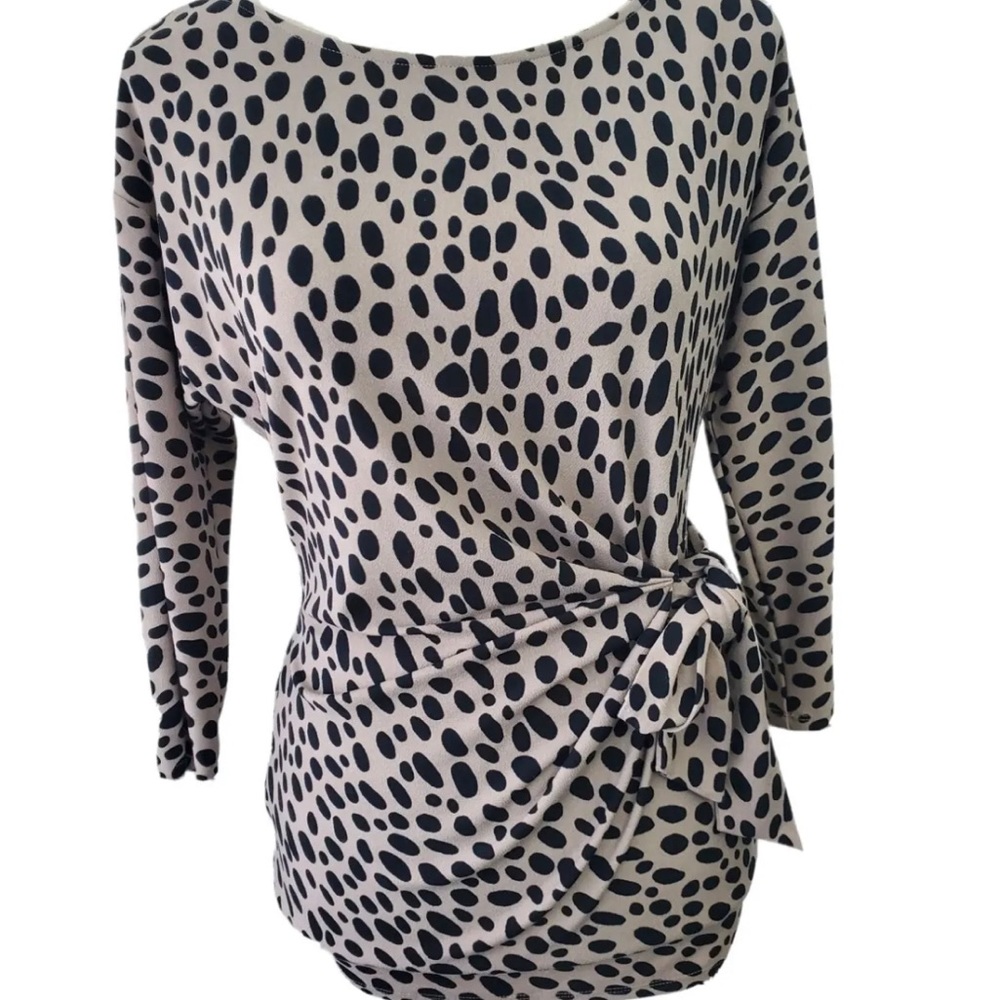 Like New Ann Taylor Animal Print Pullover Belted Top - size XS